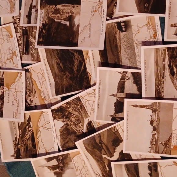 Churchman's cigarette cards - Holidays in Britain 🇬🇧 - Picture 6 of 13